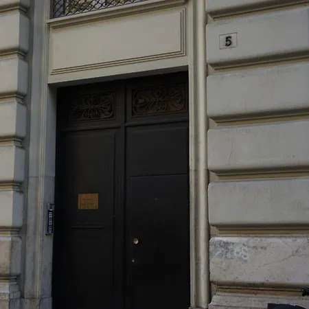 شقة Trevi's Nest By Buddyrent *