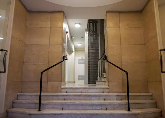 Trevi's Nest By Buddyrent شقة روما